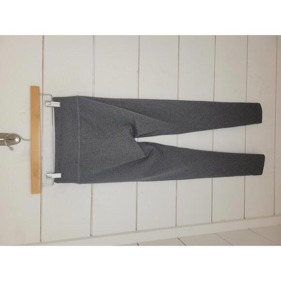 Offline by Aerie "OG" Small grey regular rise leggings - Picture 2 of 4